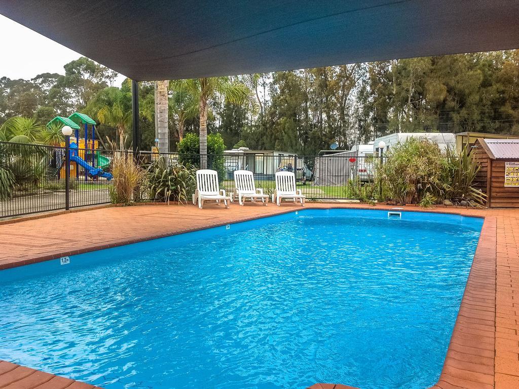 Caseys Beach Holiday Park Sunshine Bay Exterior photo