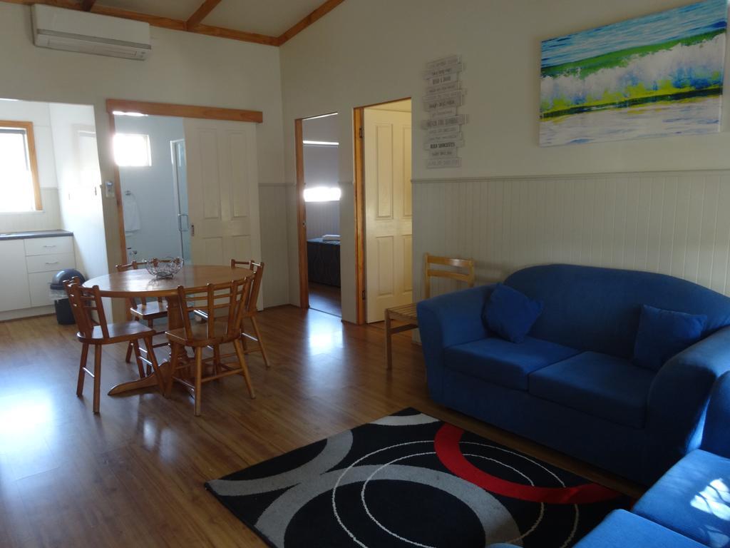 Caseys Beach Holiday Park Sunshine Bay Exterior photo