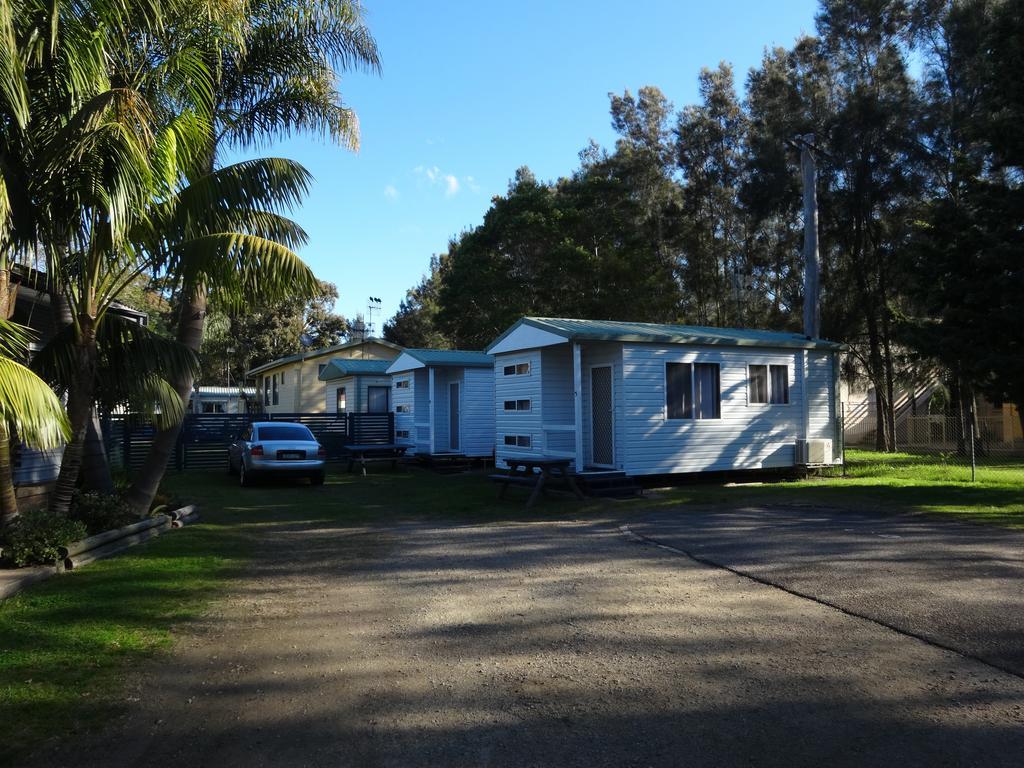 Caseys Beach Holiday Park Sunshine Bay Exterior photo